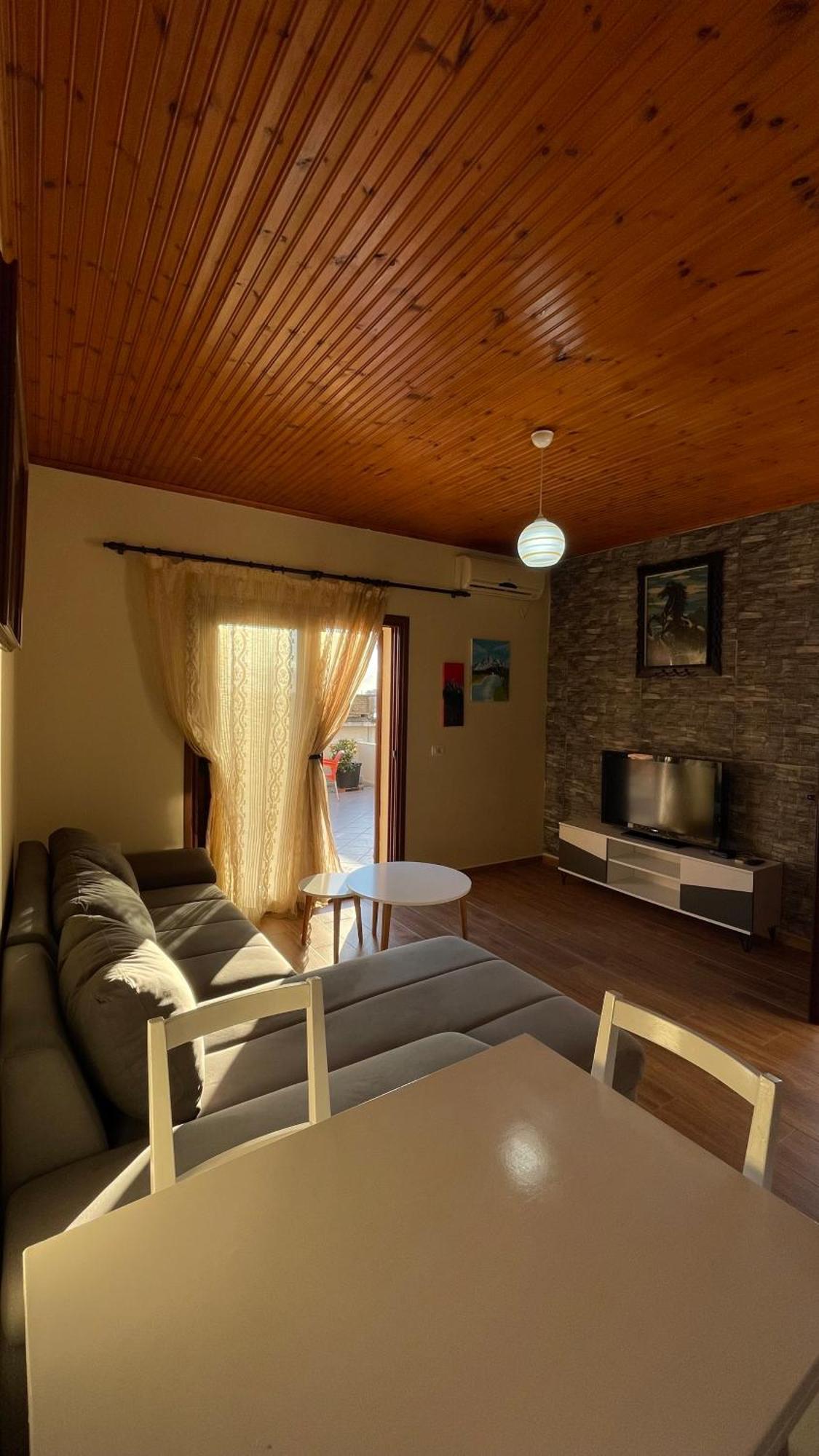 July Seaview Apartments Sarande Exterior photo