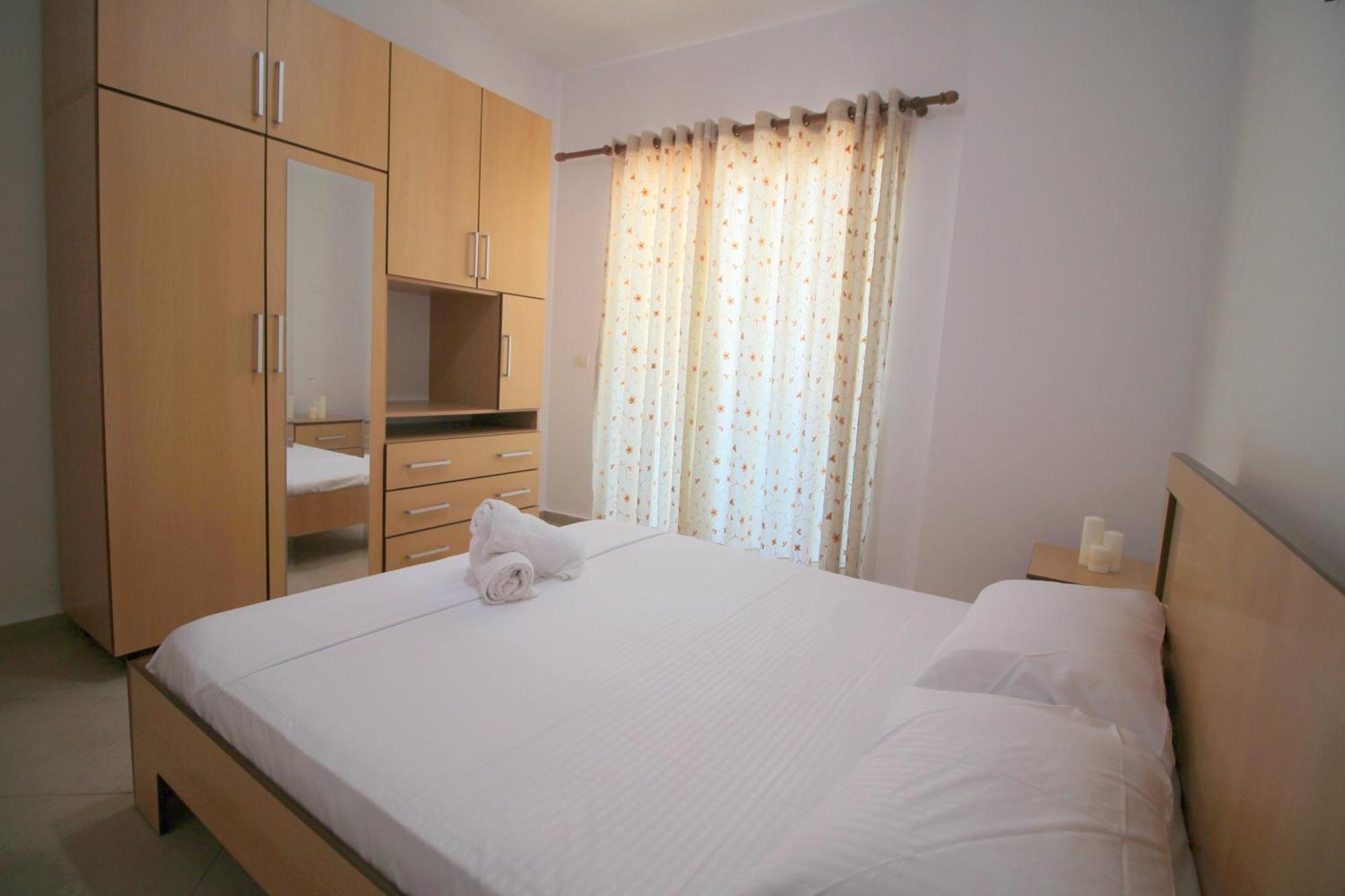 July Seaview Apartments Sarande Exterior photo