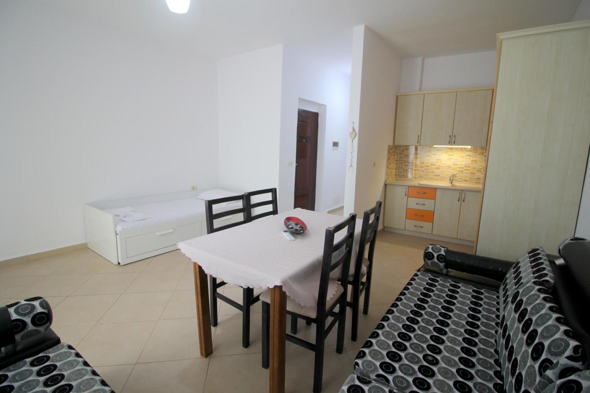 July Seaview Apartments Sarande Exterior photo